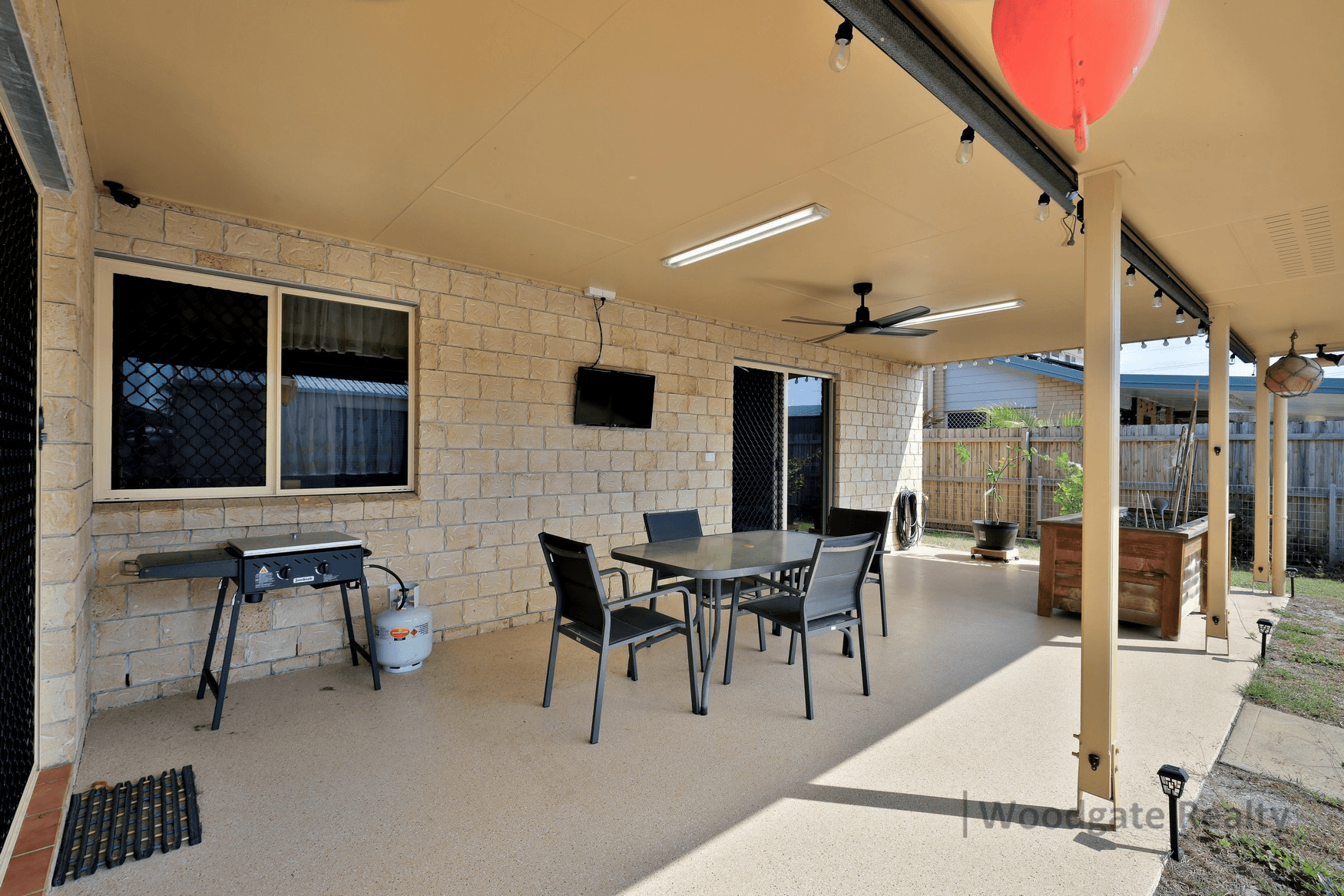 5 PELICAN WAY, WOODGATE, QLD 4660