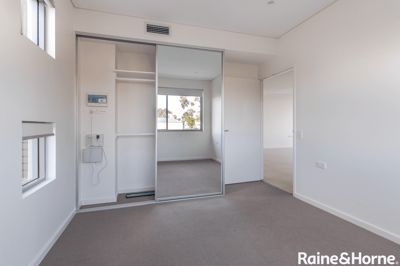 2-4 Aberdour Avenue, ROUSE HILL, NSW 2155