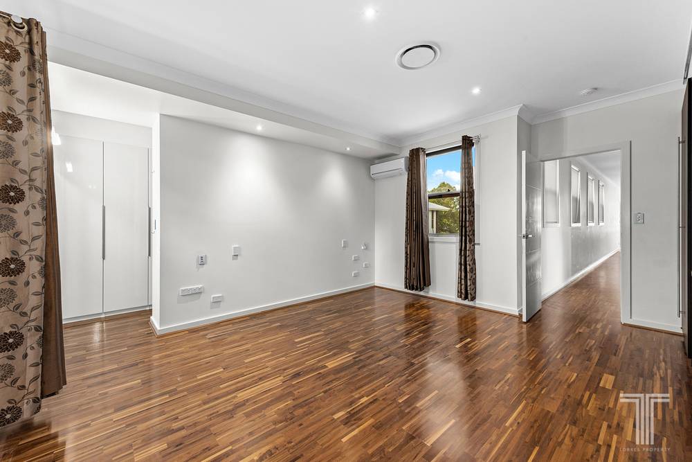 23 Nelson Place, Carindale, QLD 4152