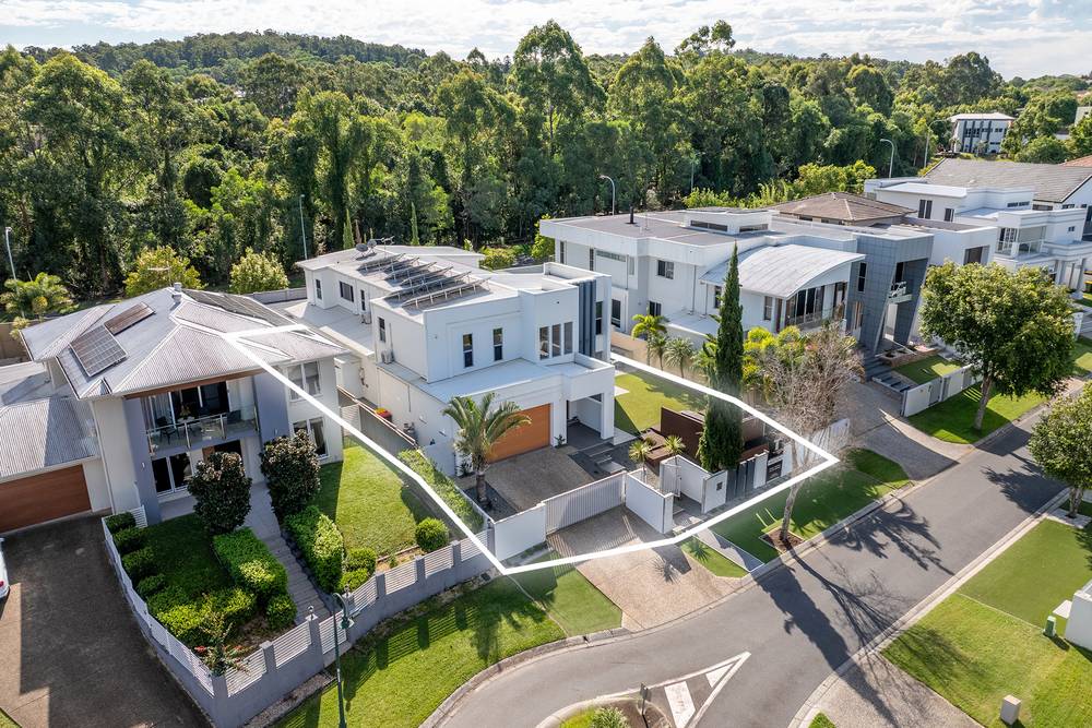 23 Nelson Place, Carindale, QLD 4152
