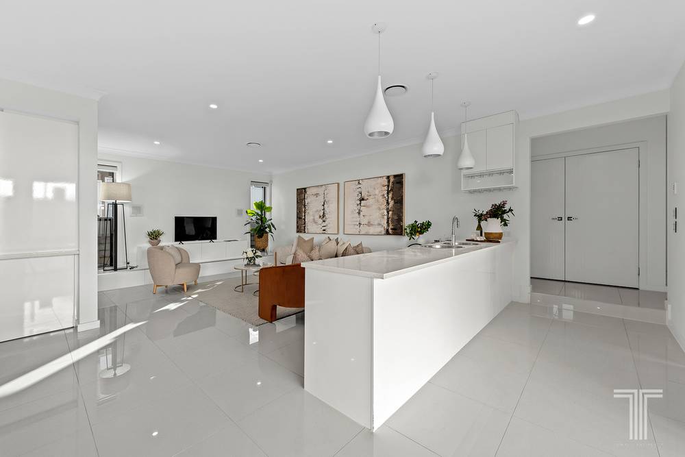 23 Nelson Place, Carindale, QLD 4152