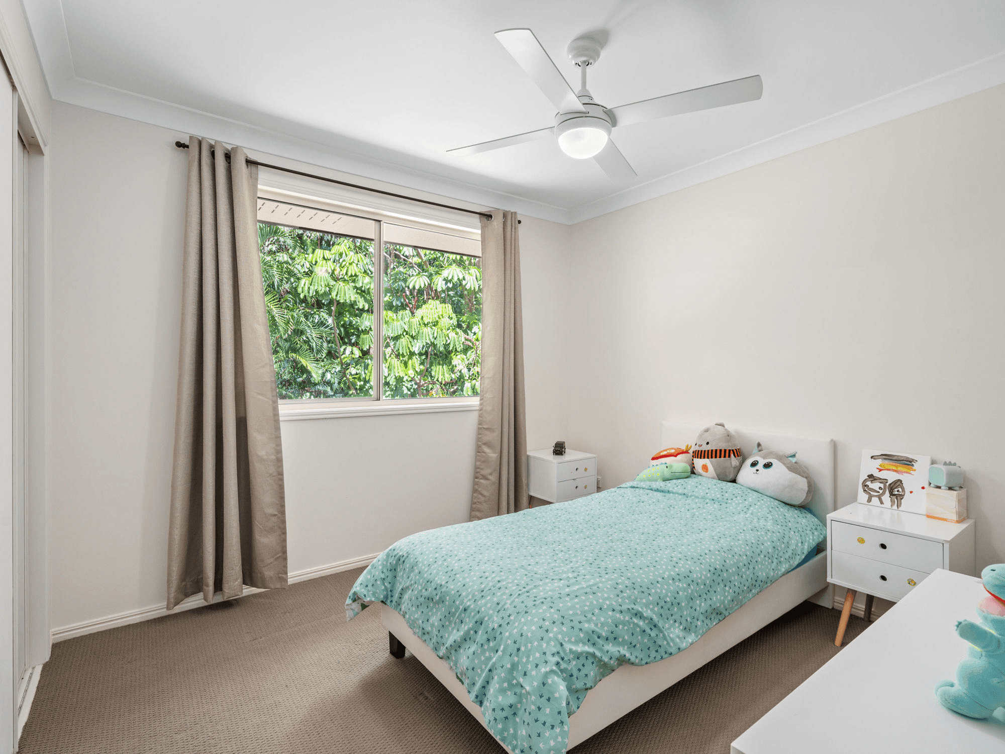 2-4 Lee Court, BAHRS SCRUB, QLD 4207