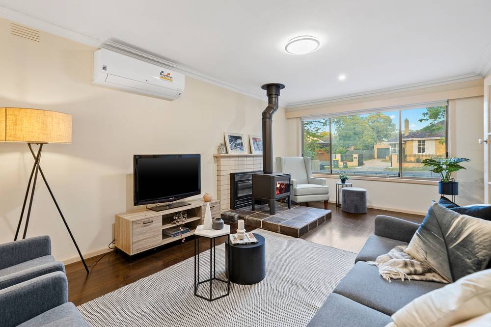 70 Barter Crescent, FOREST HILL, VIC 3131