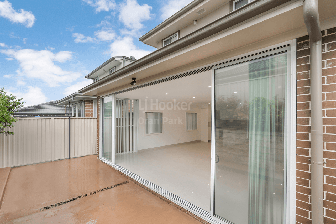 75A Richards Loop, ORAN PARK, NSW 2570