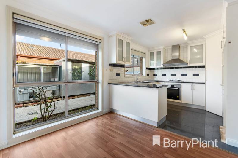 2/36 Branston Road, St Albans, VIC 3021