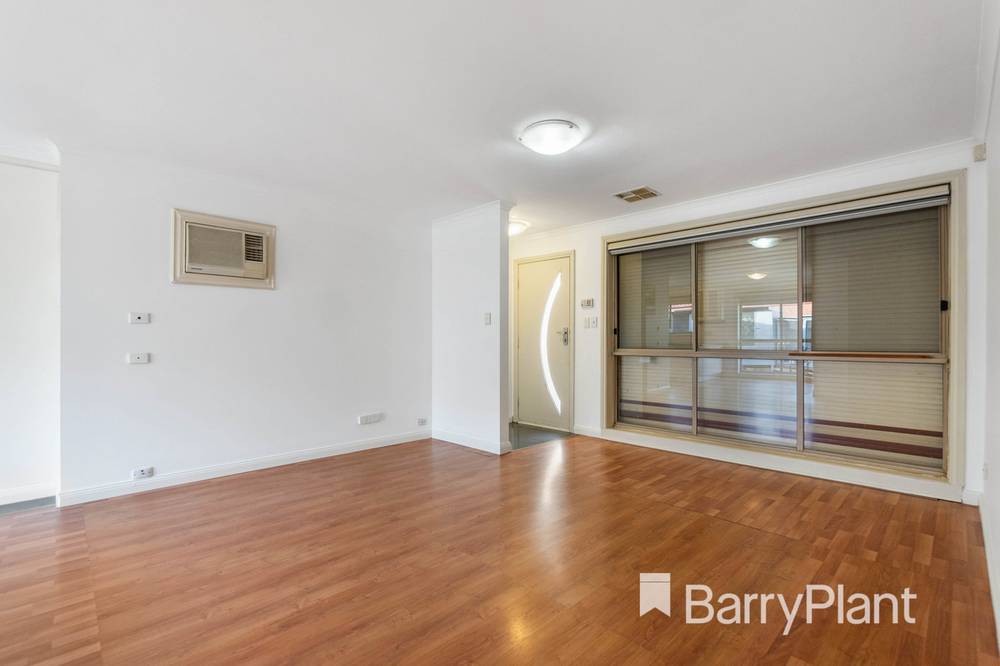 2/36 Branston Road, St Albans, VIC 3021