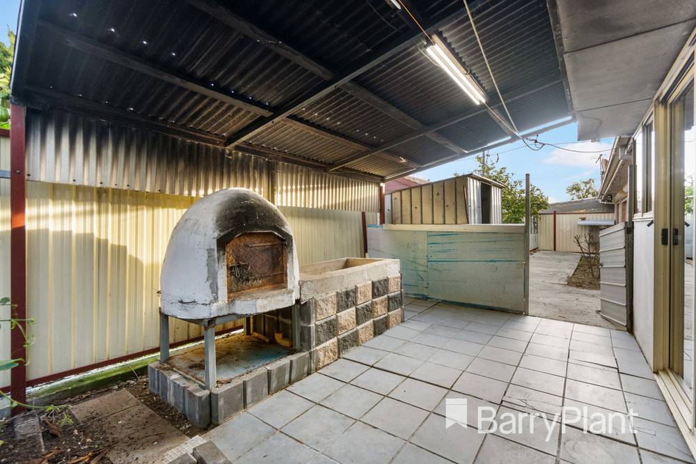 2/36 Branston Road, St Albans, VIC 3021