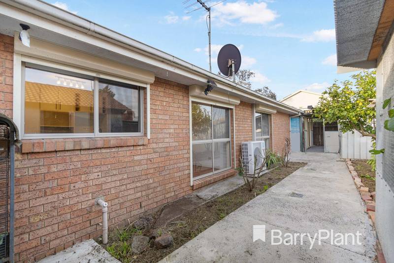 2/36 Branston Road, St Albans, VIC 3021