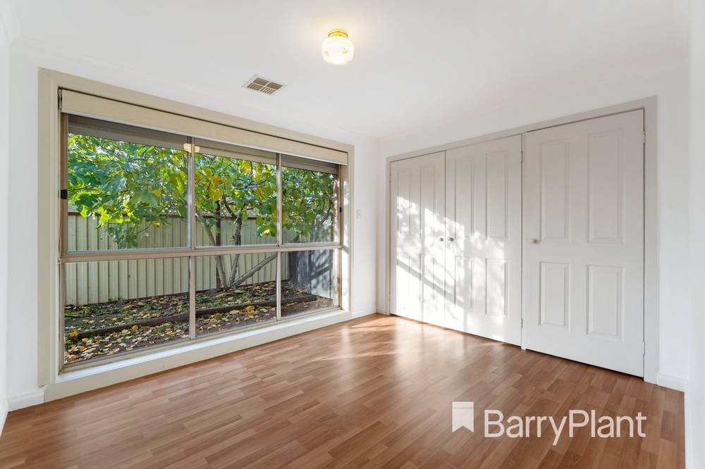 2/36 Branston Road, St Albans, VIC 3021