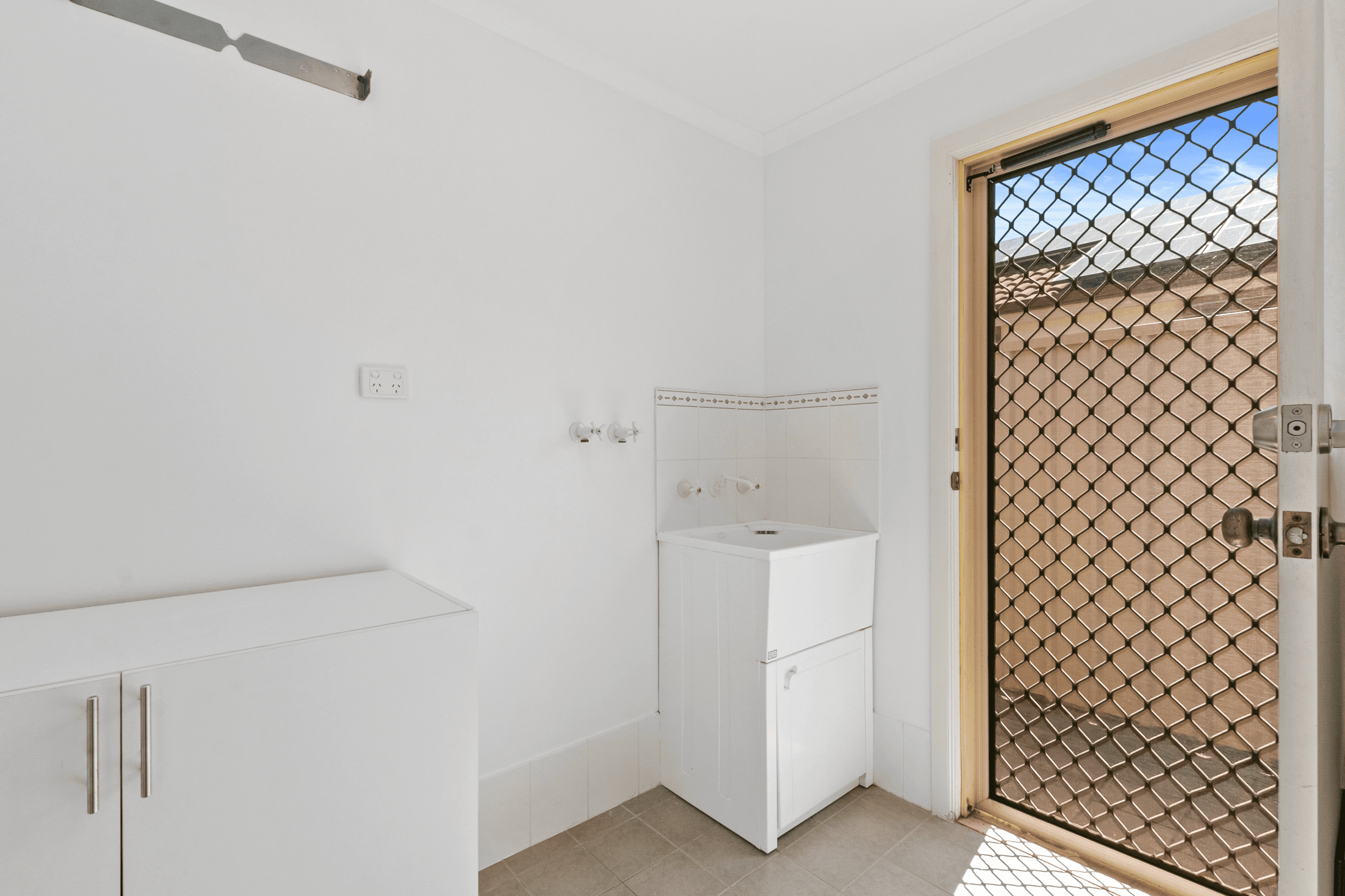 2 McGuire Court, HACKHAM, SA 5163