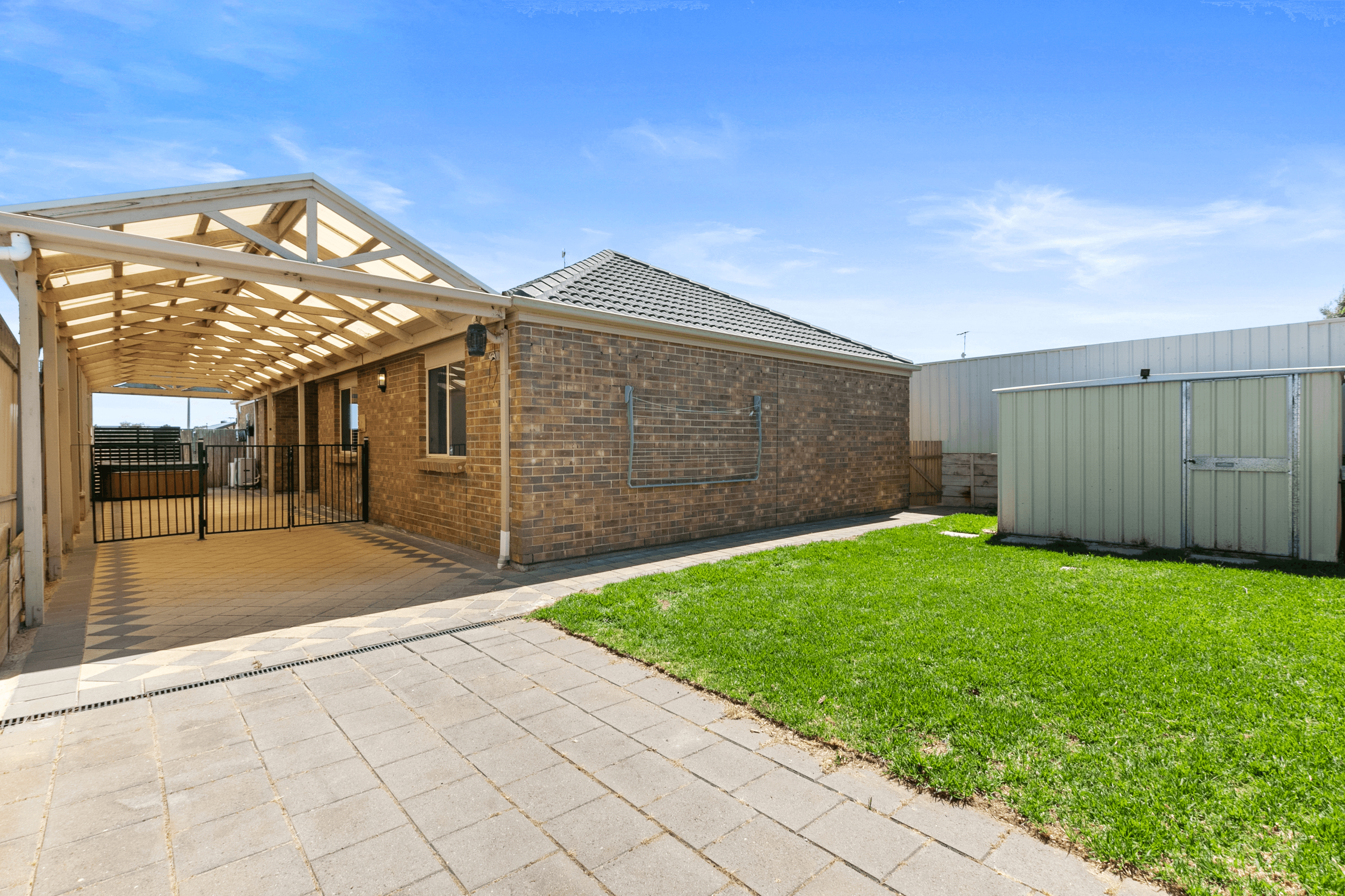 2 McGuire Court, HACKHAM, SA 5163