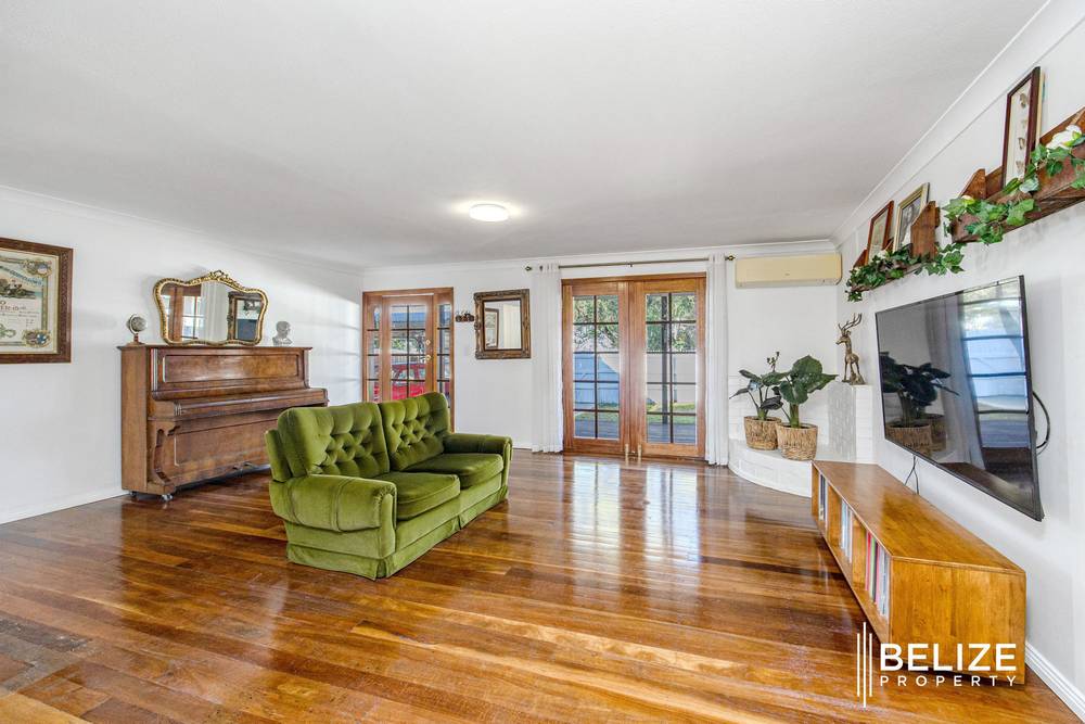 7 Larwon Terrace, SOUTHPORT, QLD 4215