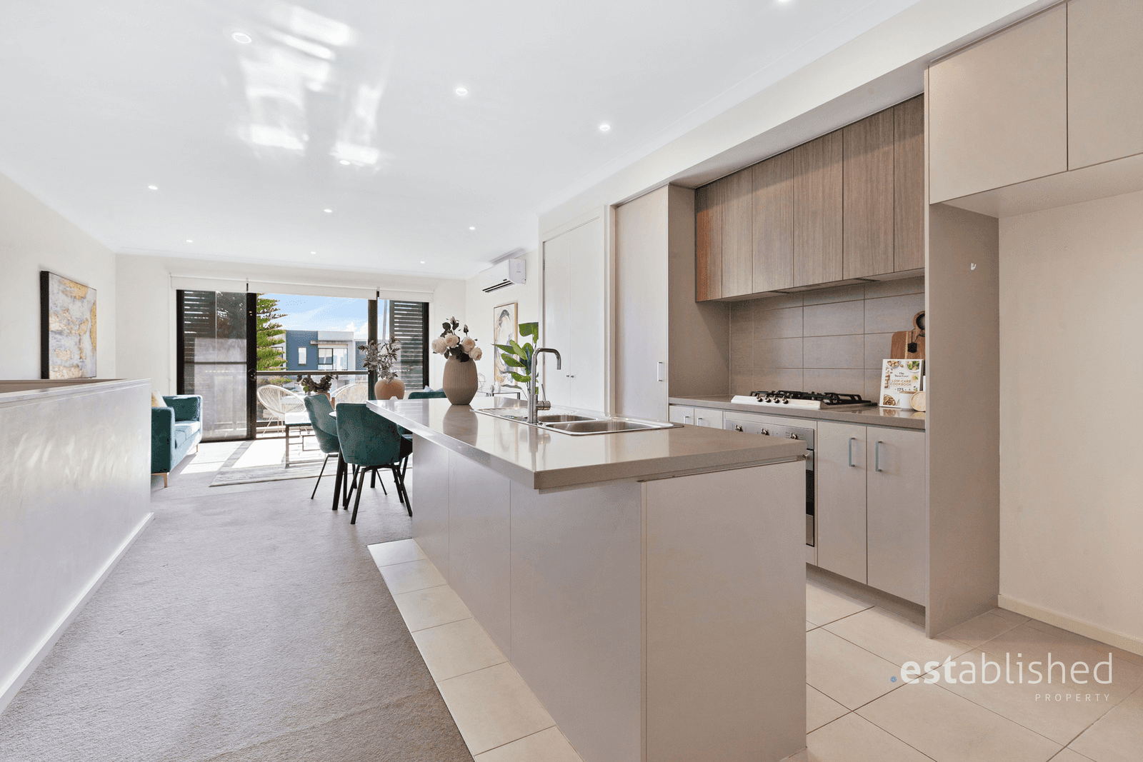 12 Quay Boulevard, WERRIBEE SOUTH, VIC 3030