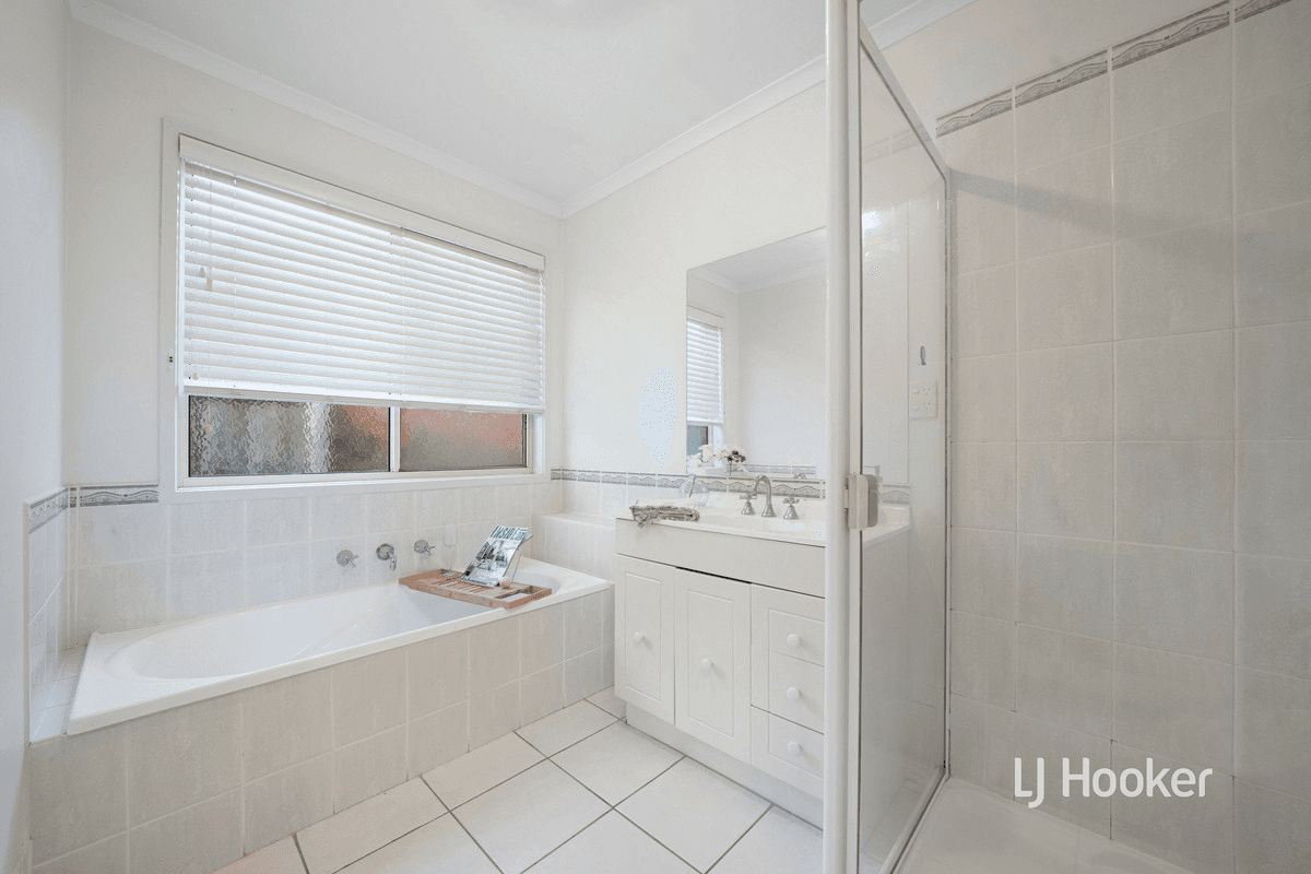 111 Bridgewater Way, TRUGANINA, VIC 3029