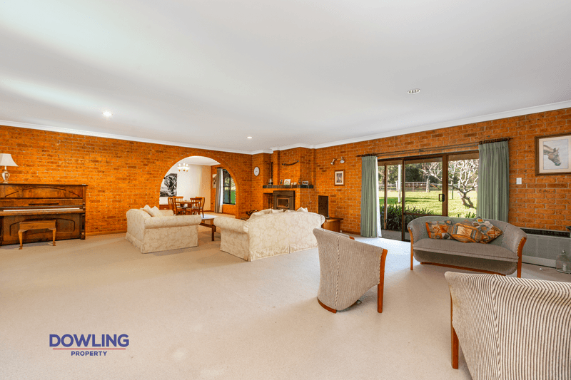 12 Fairlands Road, MEDOWIE, NSW 2318