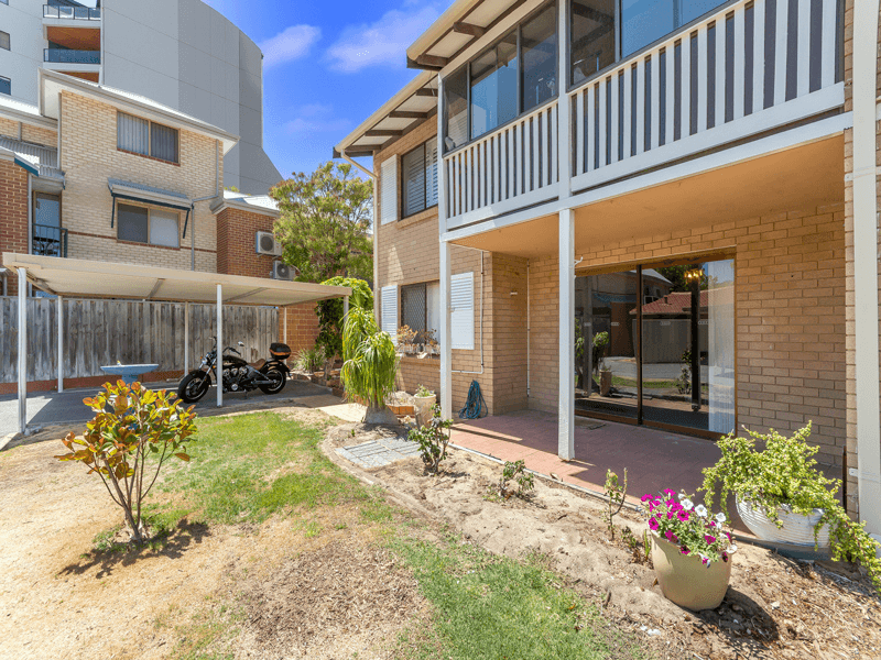 3/53 Rockingham Beach Road, Rockingham, WA 6168