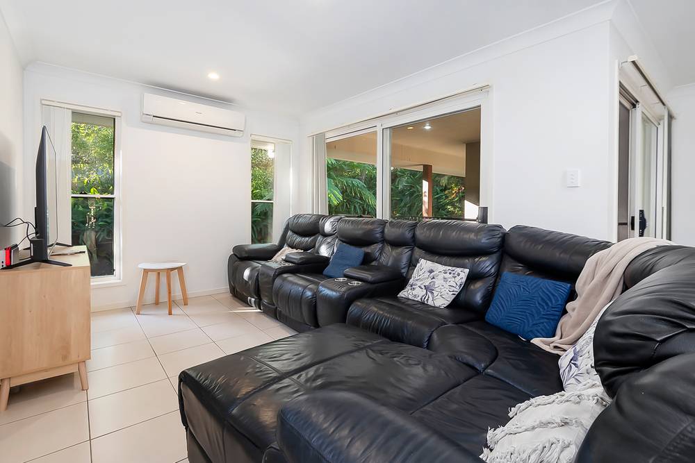 5 Mistletoe Court, Gilston, QLD 4211