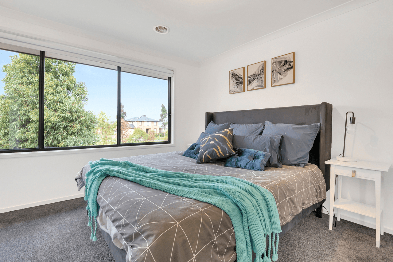 15 Cobungra Grove, Wollert, VIC 3750