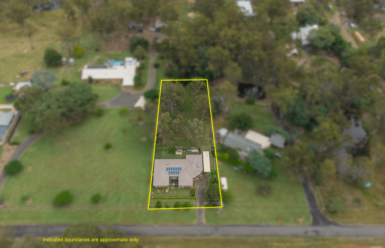 82 Poplar Street, WALLOON, QLD 4306