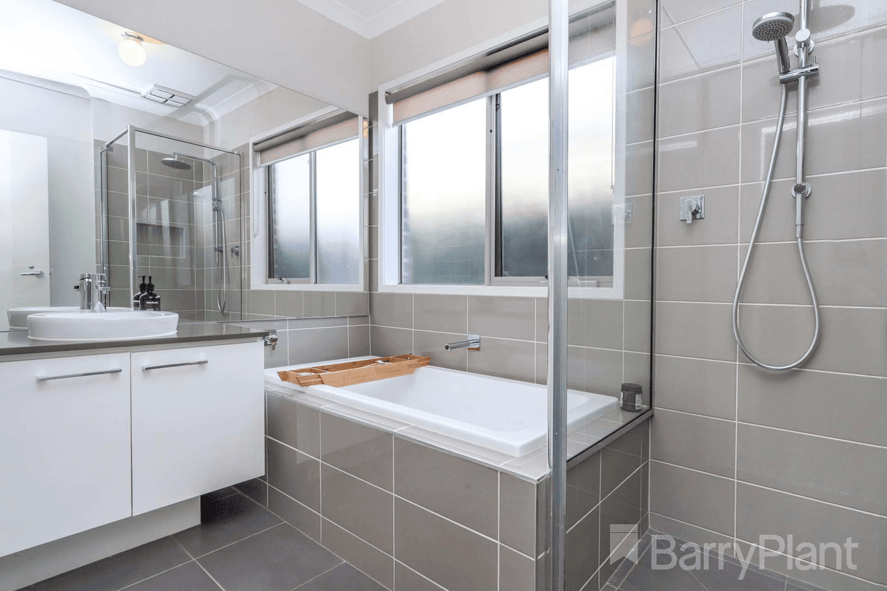 13 Verona Street, Greenvale, VIC 3059