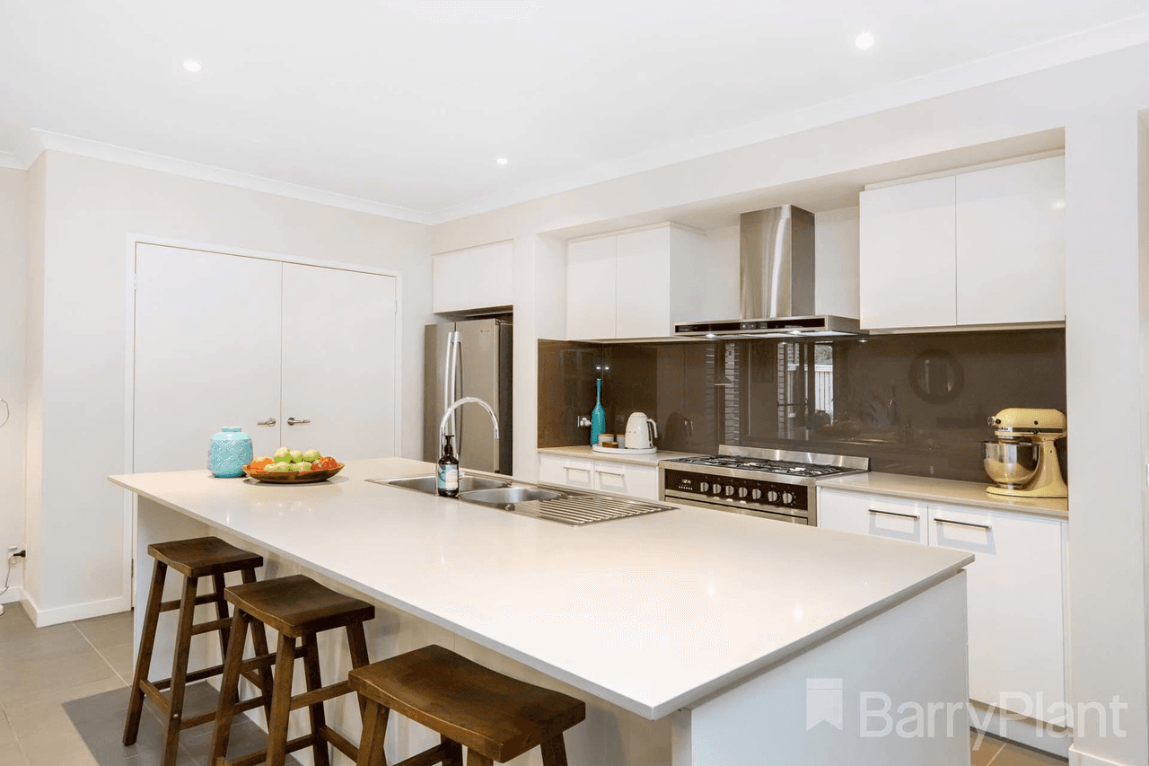 13 Verona Street, Greenvale, VIC 3059