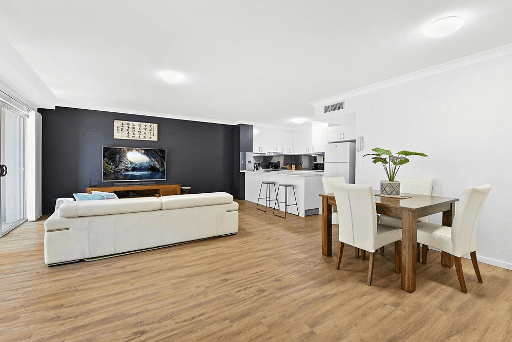 707/33 Clark Street, Biggera Waters, QLD 4216