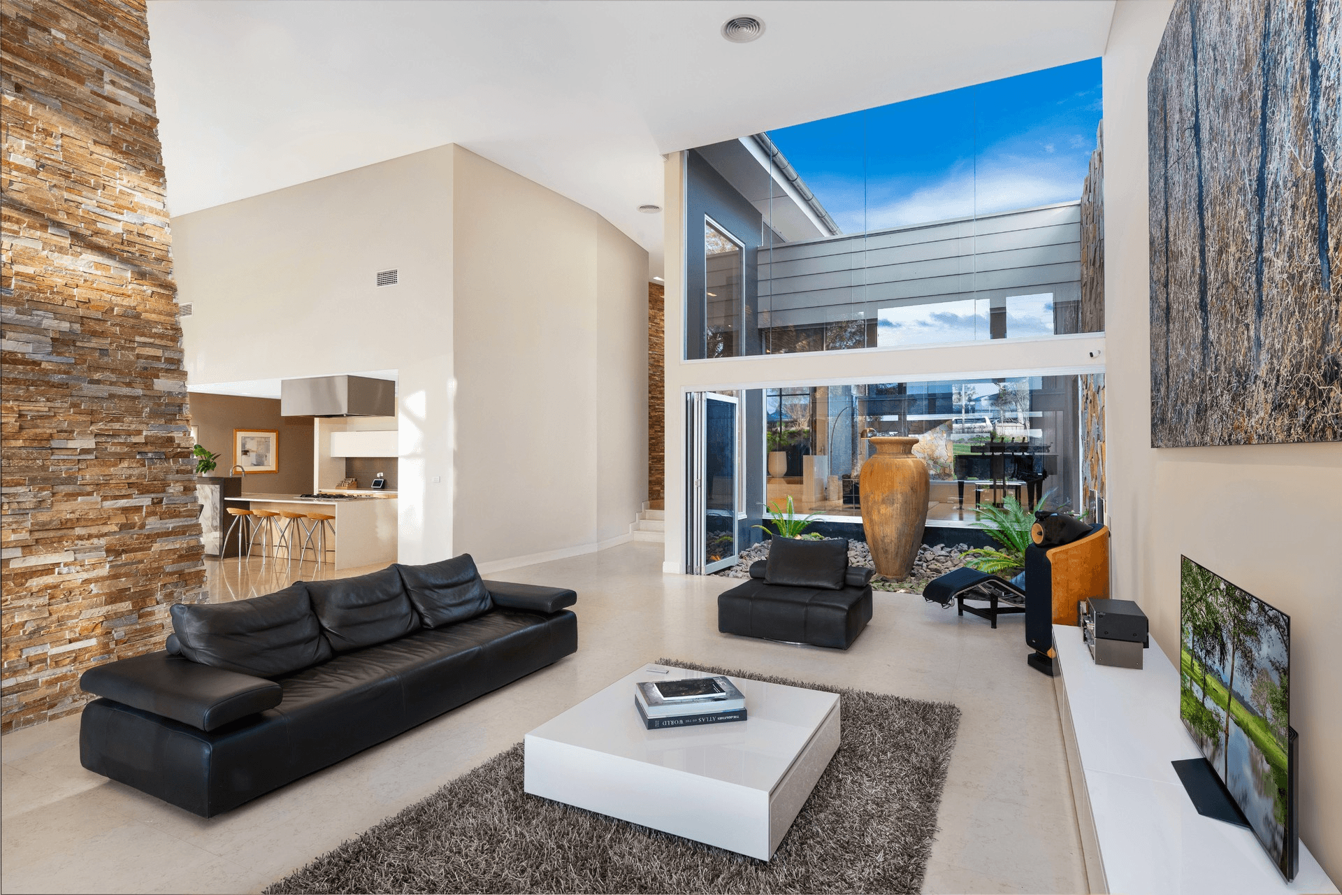 105 Denham Court Road, Denham Court, NSW 2565