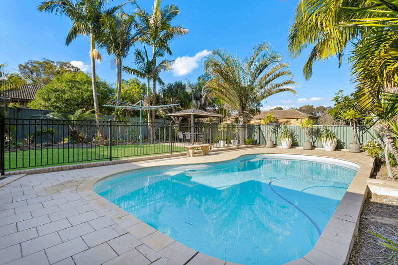 6 Riverside Avenue, Picnic Point, NSW 2213