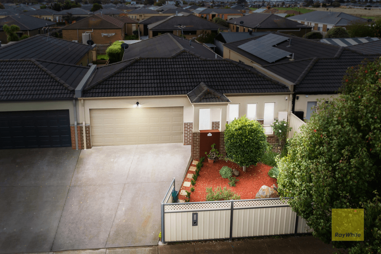 10 Mcdougall Place, TRUGANINA, VIC 3029