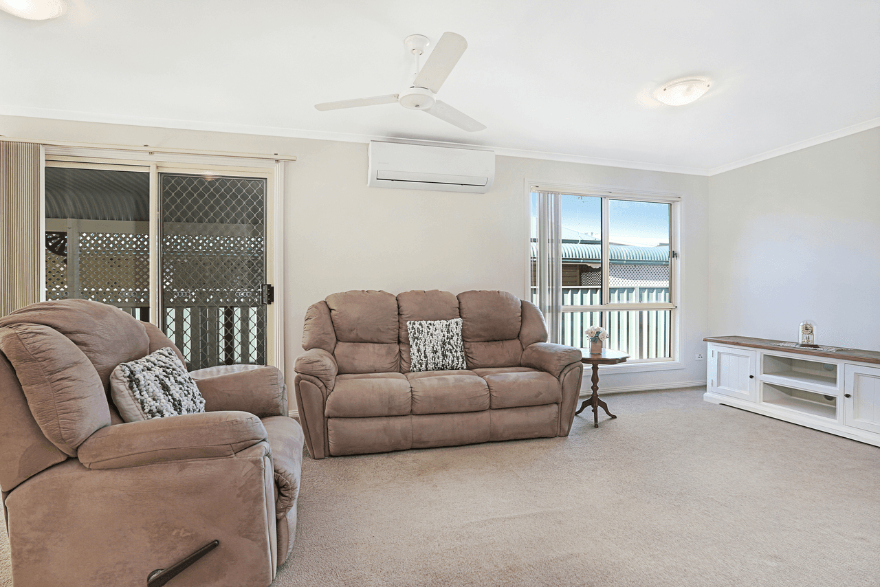 127 Lakeline Drive, KANAHOOKA, NSW 2530