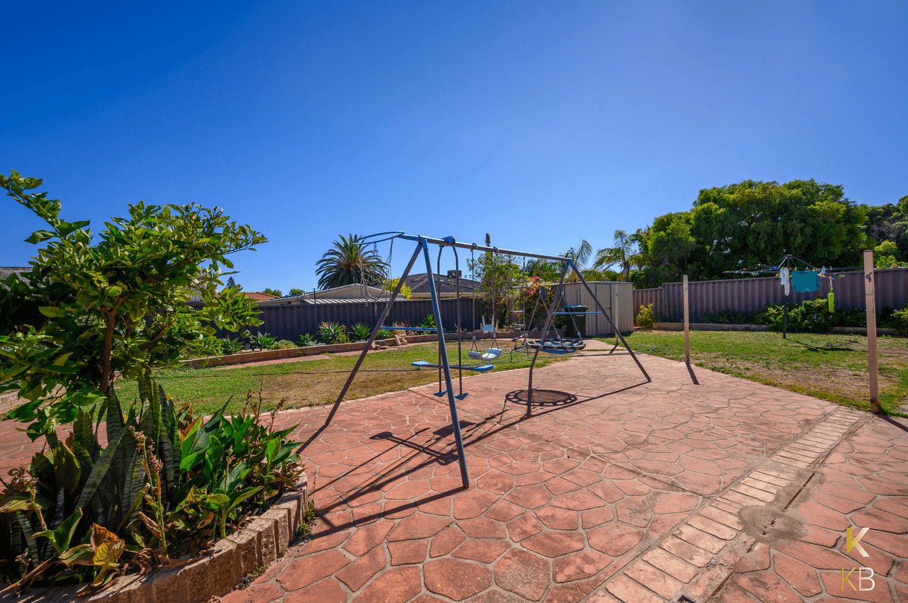 8 Ryde Cl, Warnbro, WA 6169