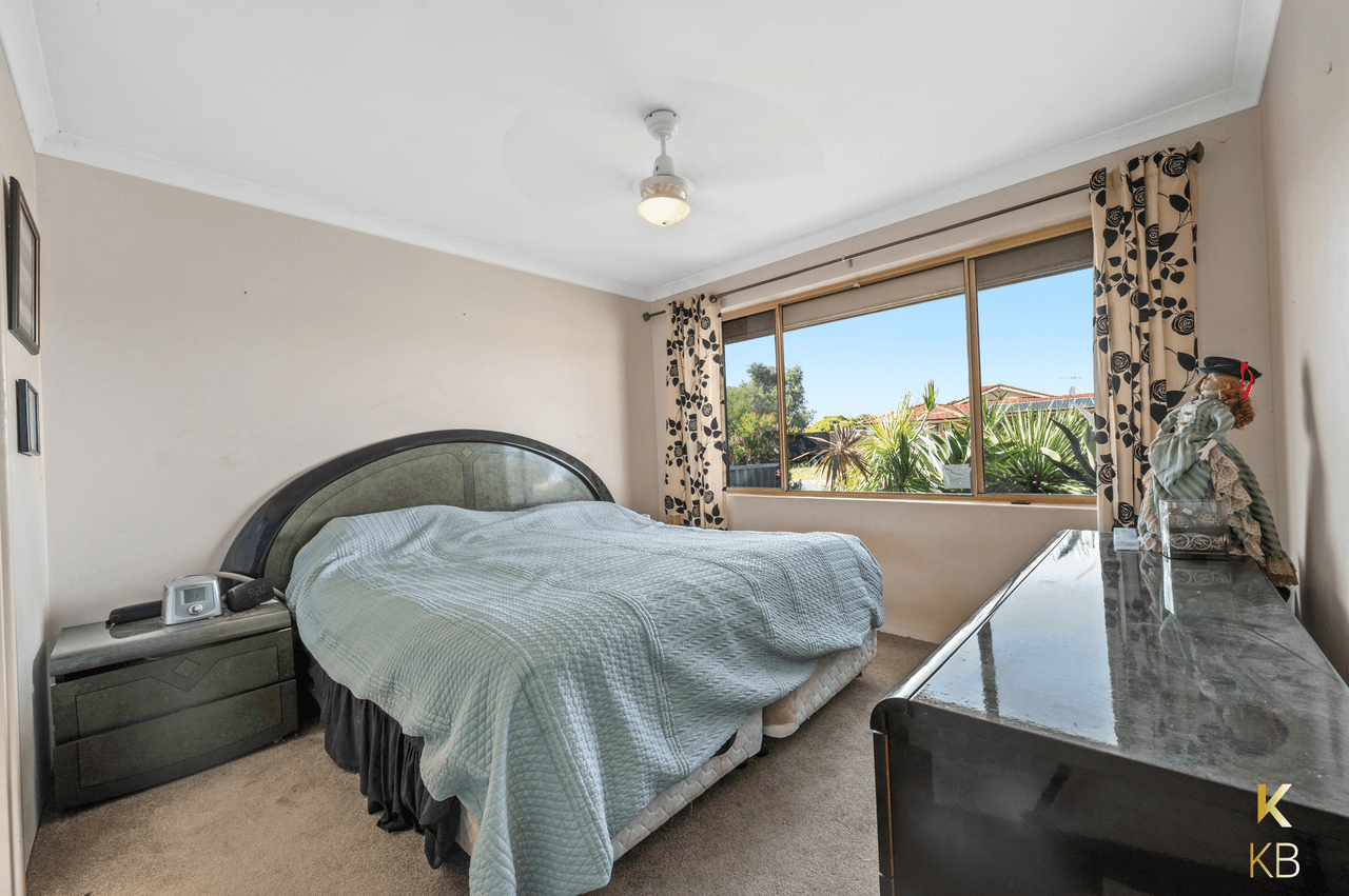 8 Ryde Cl, Warnbro, WA 6169