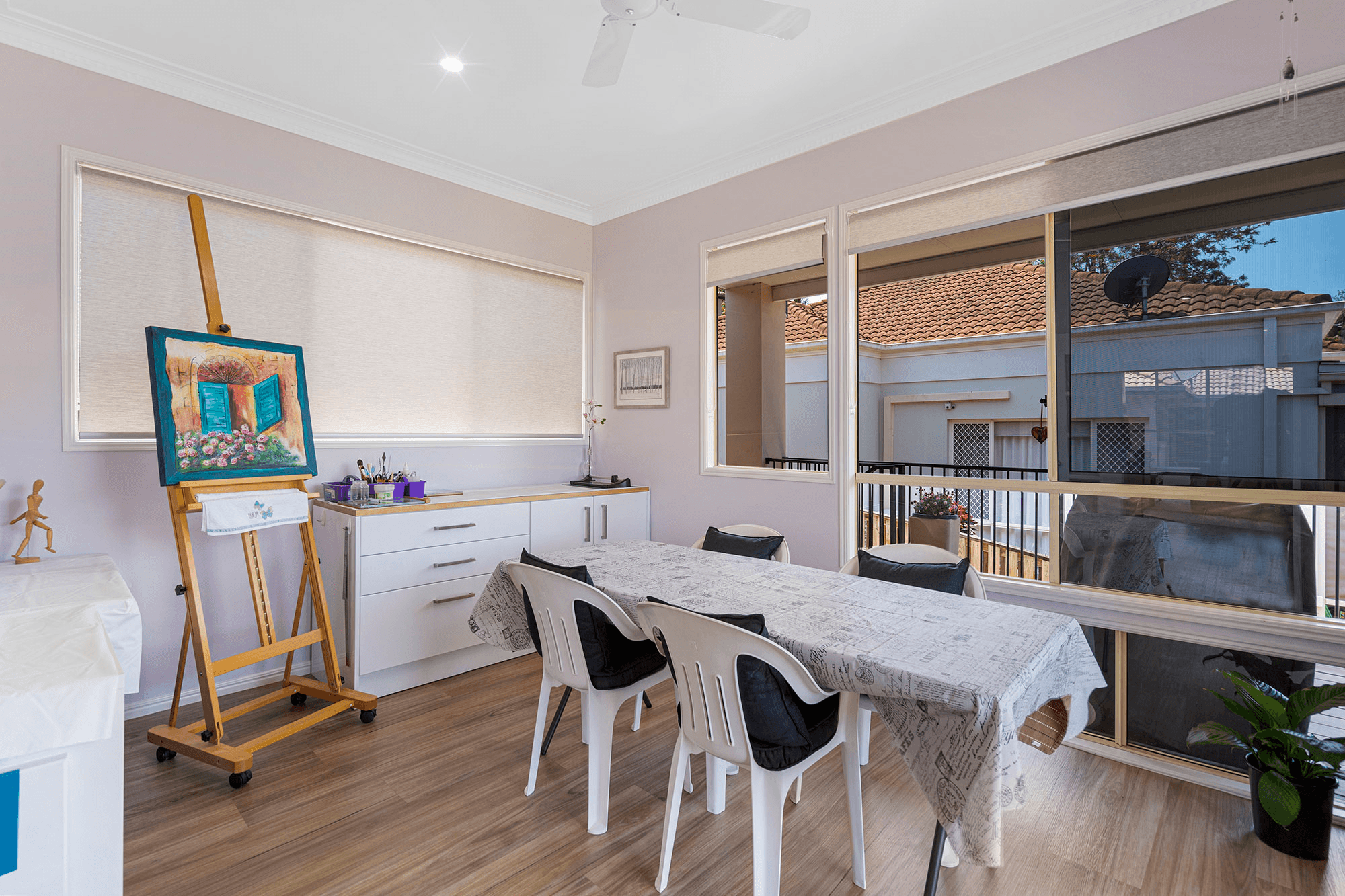 9/2 Girraween Grove, ASHMORE, QLD 4214