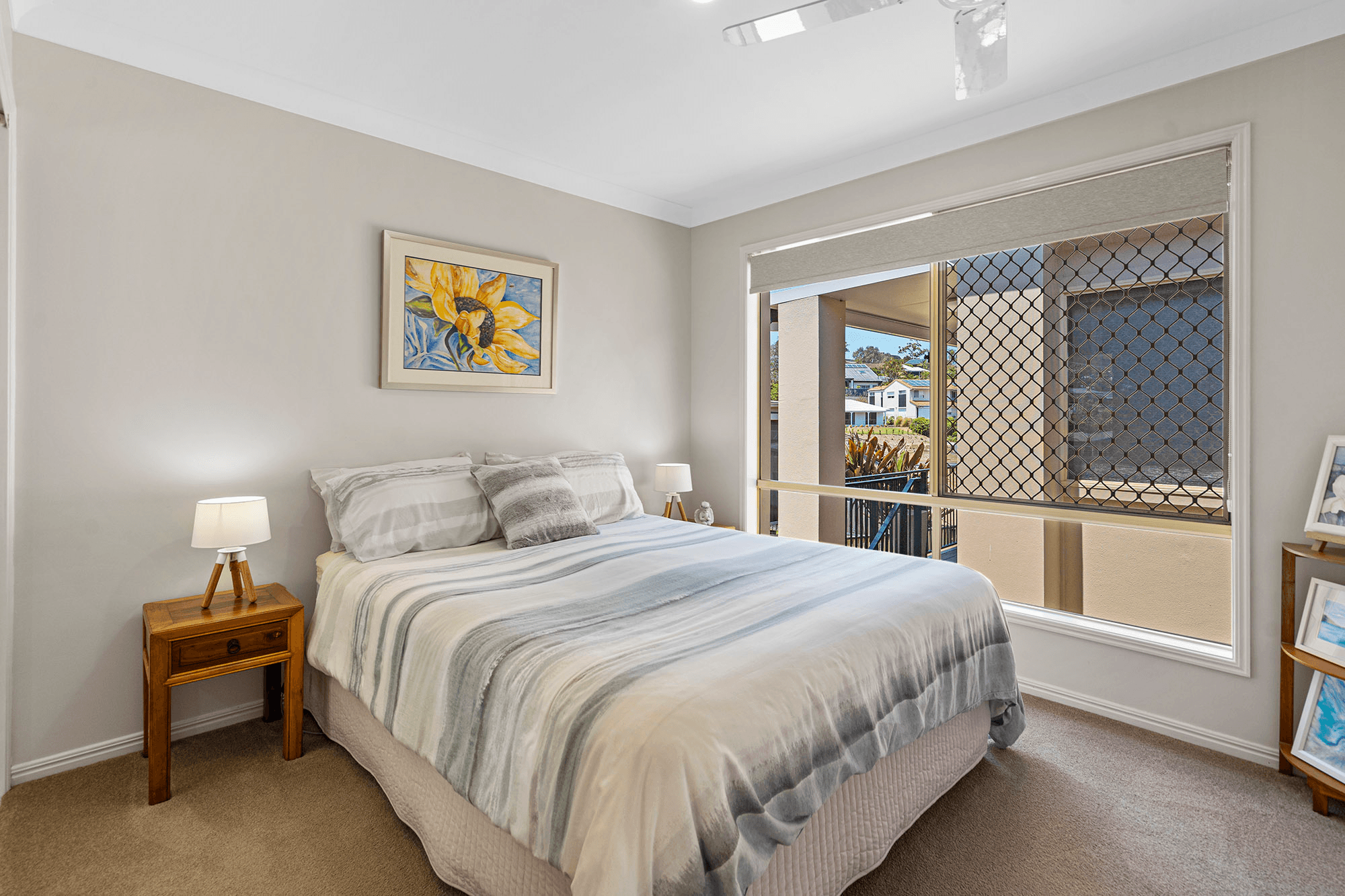 9/2 Girraween Grove, ASHMORE, QLD 4214