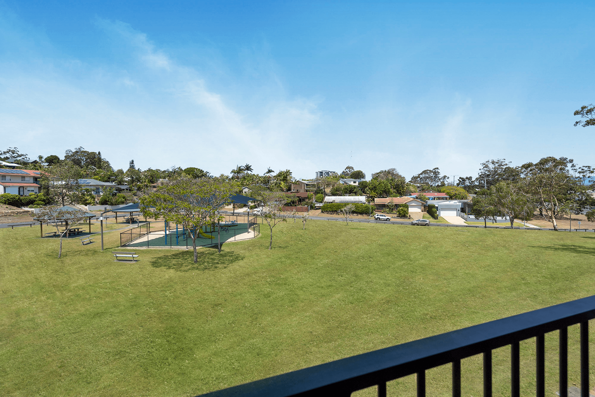 9/2 Girraween Grove, ASHMORE, QLD 4214