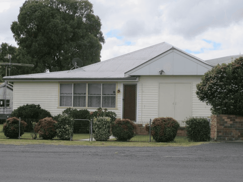 82 Lang Street, GLEN INNES, NSW 2370