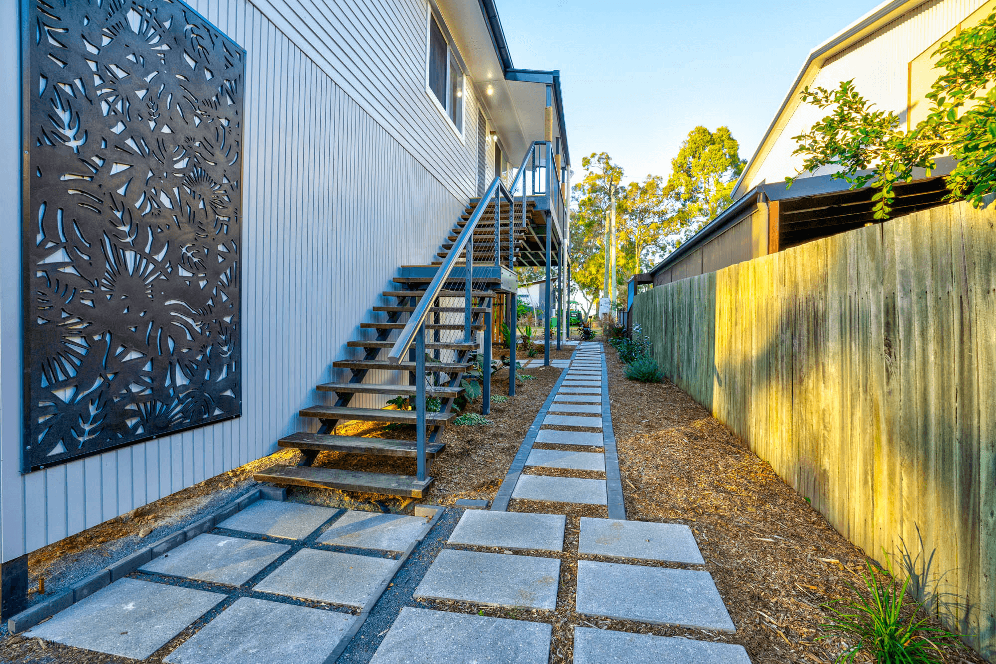 8 Bay Drive, RUSSELL ISLAND, QLD 4184