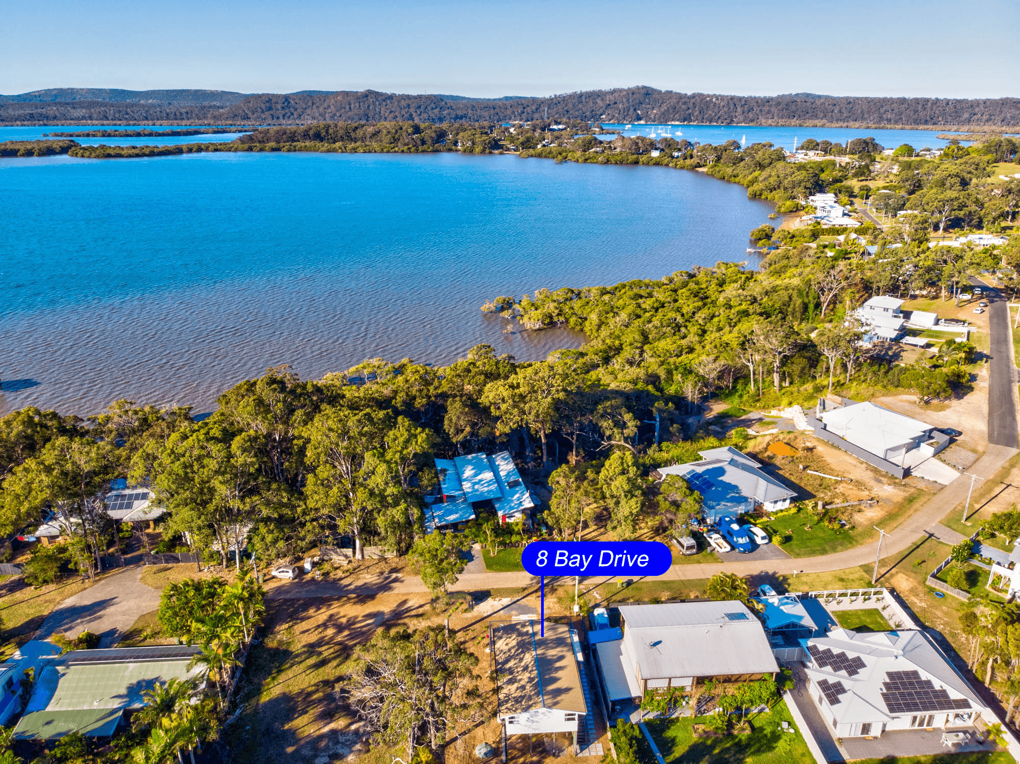 8 Bay Drive, RUSSELL ISLAND, QLD 4184