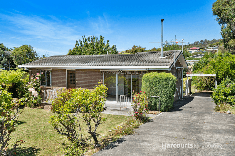 20 Myuna Road, BLACKMANS BAY, TAS 7052