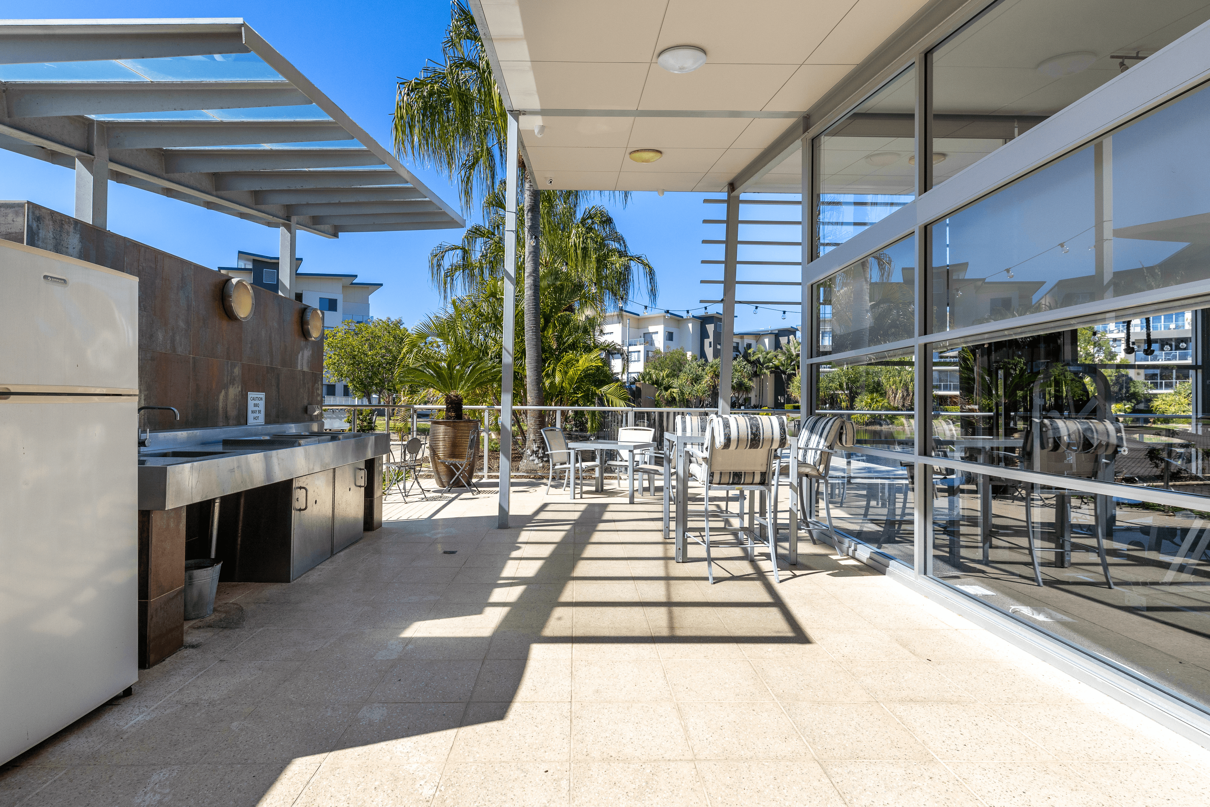 326/3 Pendraat Parade, HOPE ISLAND, QLD 4212