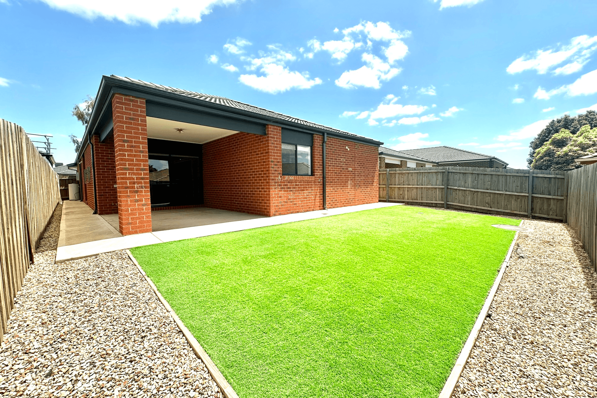 15 Guthrie Drive, Melton South, VIC 3338