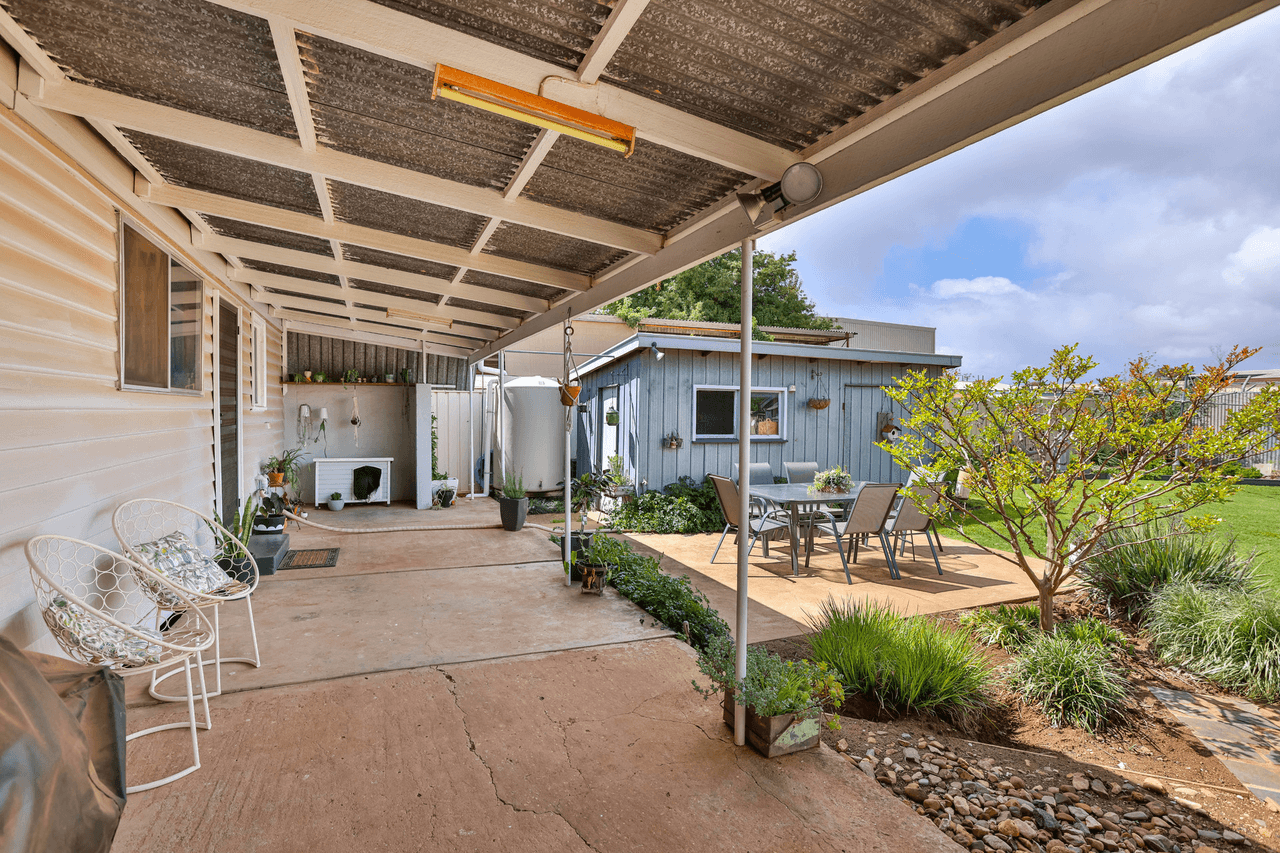 154 Almond Avenue, Mildura, VIC 3500