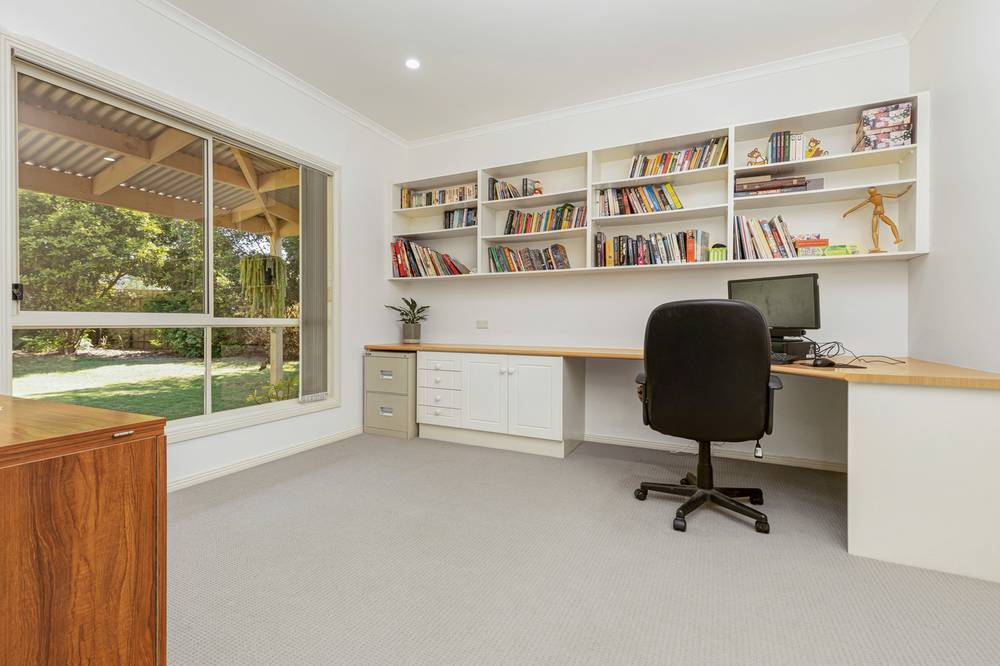 682 Cureton Avenue, Nichols Point, VIC 3501