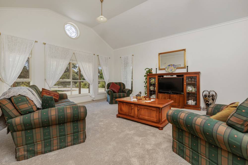 682 Cureton Avenue, Nichols Point, VIC 3501