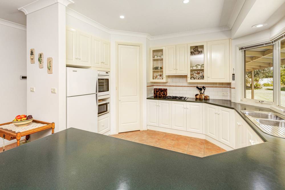 682 Cureton Avenue, Nichols Point, VIC 3501