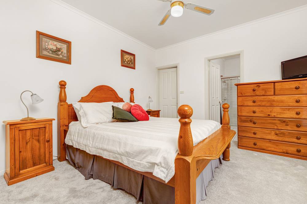 682 Cureton Avenue, Nichols Point, VIC 3501