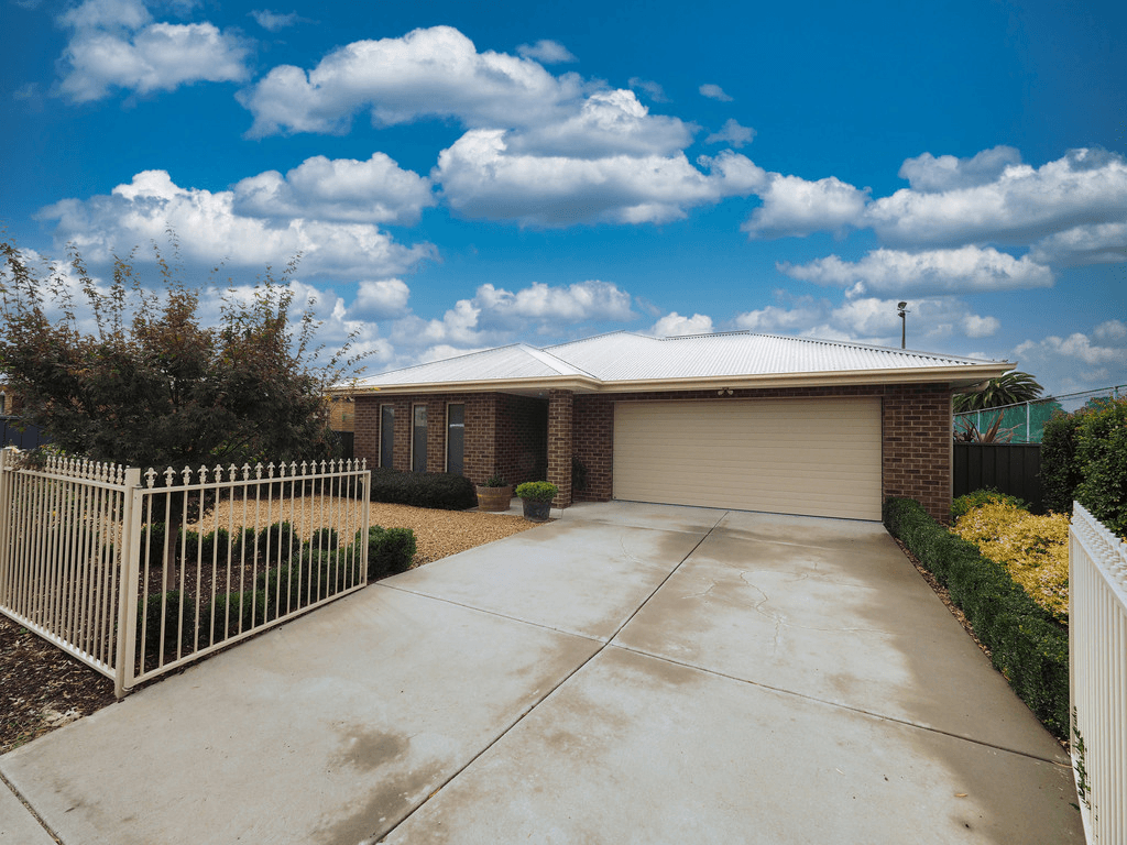 7 Waratah Avenue, ARARAT, VIC 3377