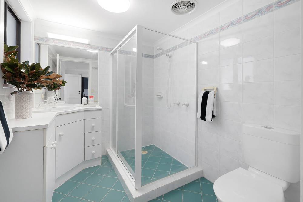 5 Buccaneer Court, Paradise Waters, QLD 4217