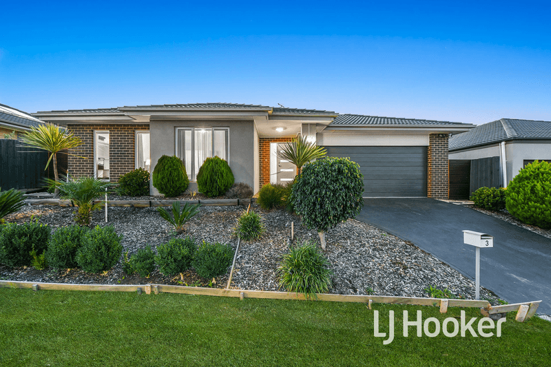 3 Chandra Close, PAKENHAM, VIC 3810