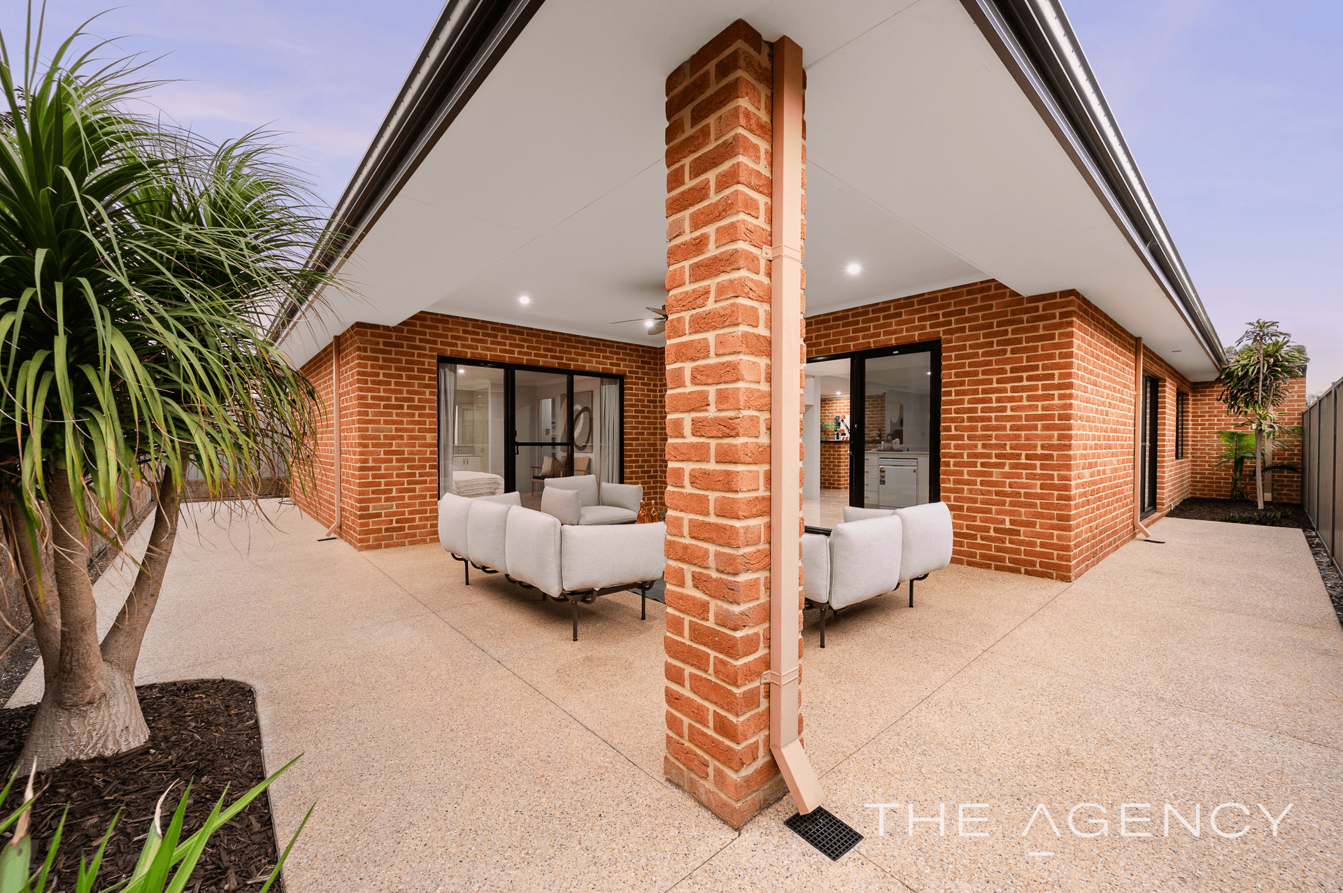 4 Bindarri Grove, Wandi, WA 6167